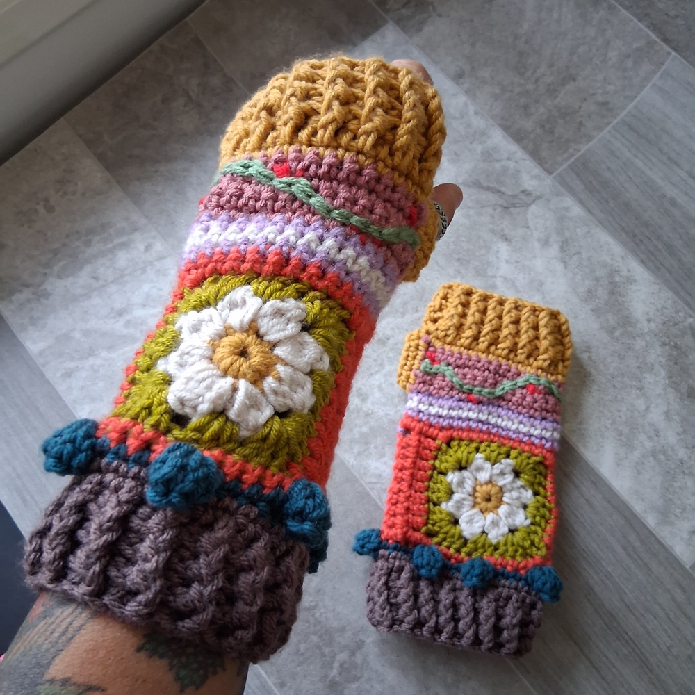 Boho, Chunky Crochet Fingerless Gloves, Hippie Handwarmers, Colorful Gloves